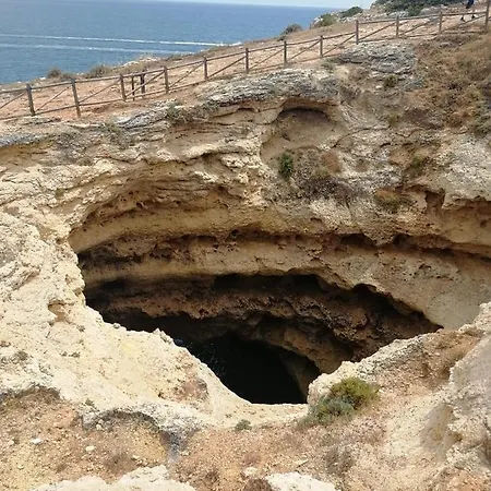 Alto Dos Salgados Apartmán Guia (Faro)
